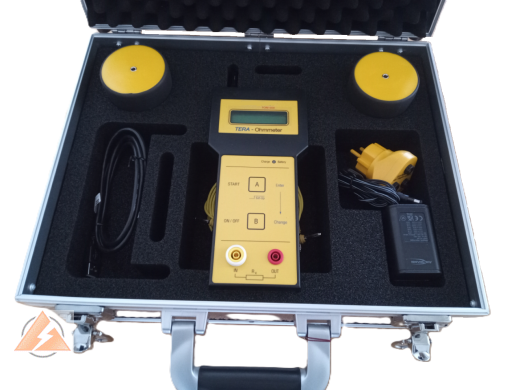 ESD-Widerstandsmessgerät TOM 600 zur Messung von Widerständen im ESD-Bereich inkl. Temperatur und Feuchtigkeitsmesser.